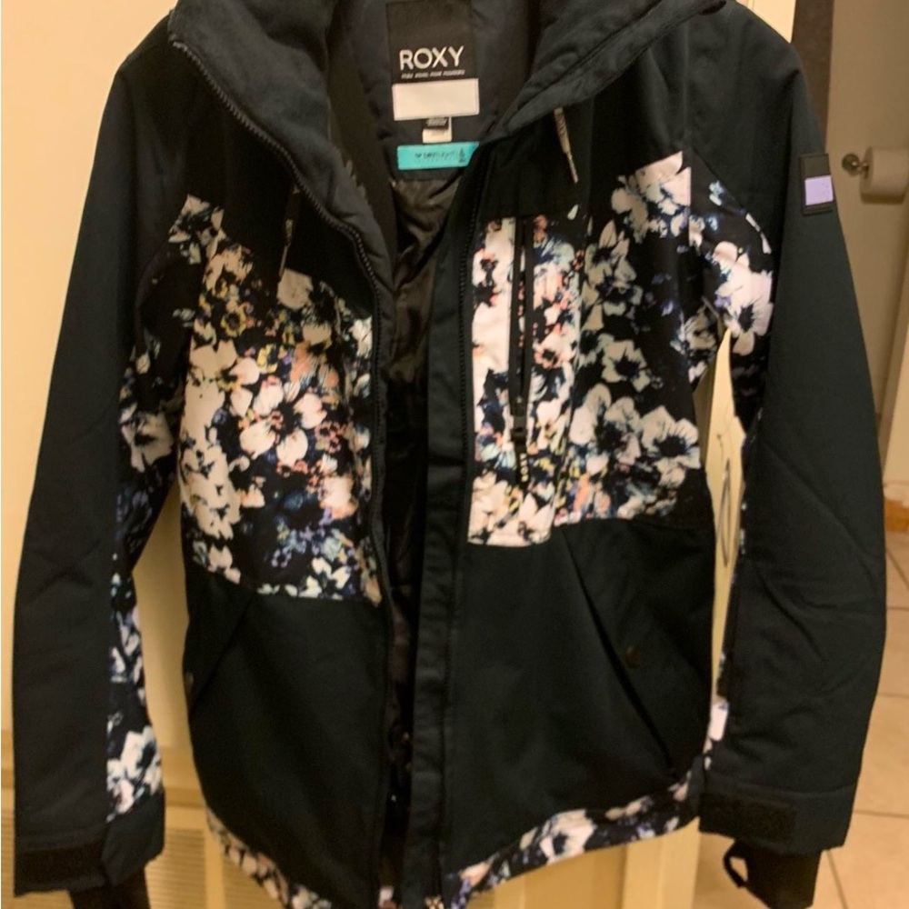 Snow jacket